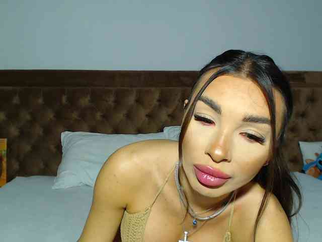 aylinhoney webcam