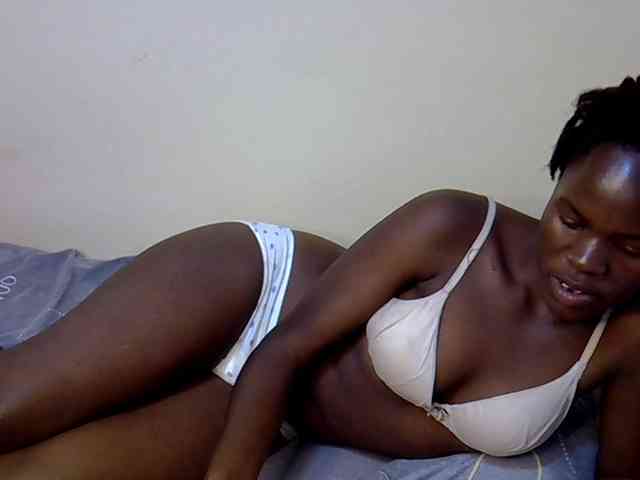 HoneyTease webcam