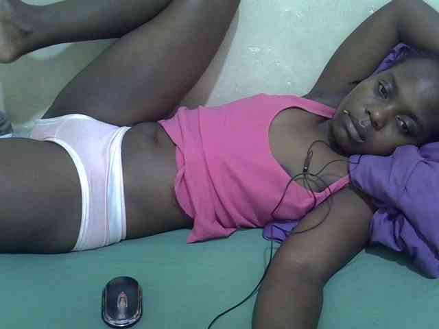 Thirstypussy Live Webcam on BongaCams