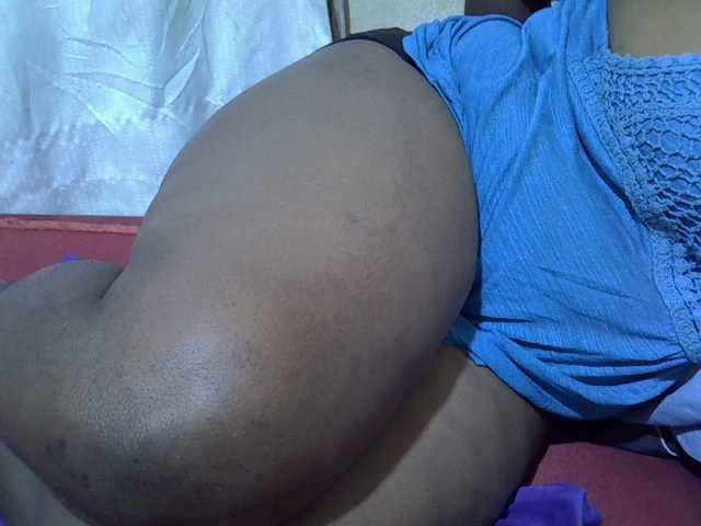 Ebonypussyy1 – webcam model profile photo