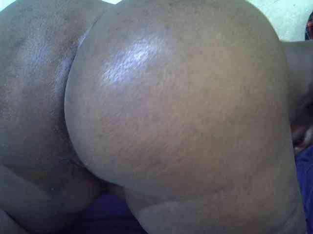 Ebonypussyy1 webcam