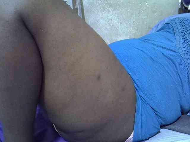 Ebonypussyy1 Live Webcam on BongaCams