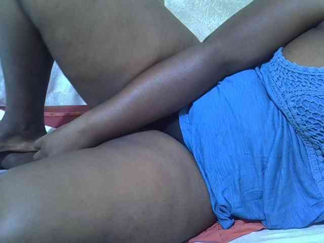 Ebonypussyy1 webcam