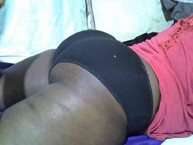 Ebonypussyy1 webcam