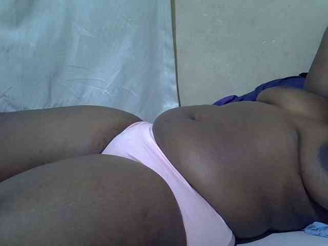 Ebonypussyy1 webcam