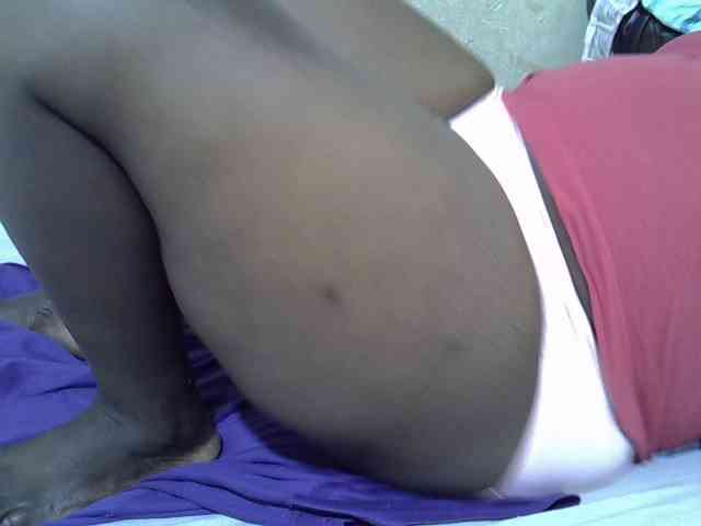 Ebonypussyy1 webcam