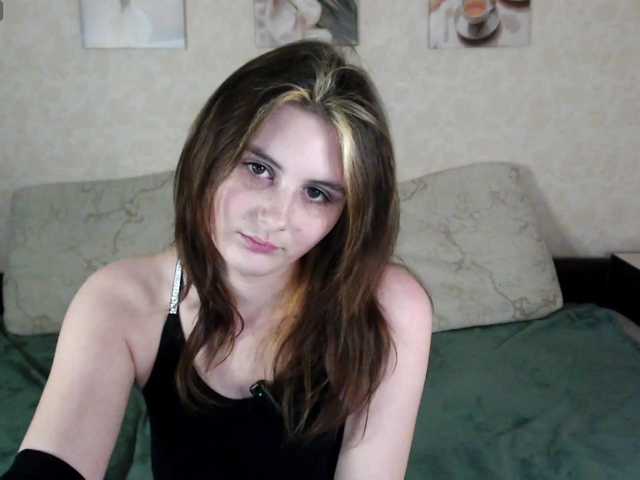 Helen-Gren's BongaCams show and profile