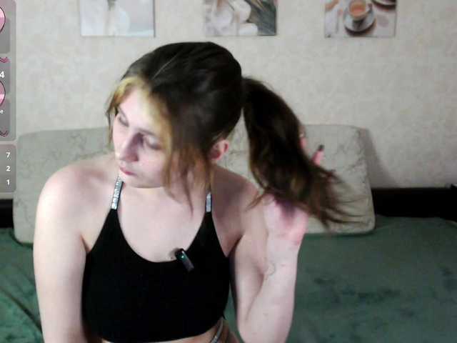 Helen-Gren's BongaCams show and profile