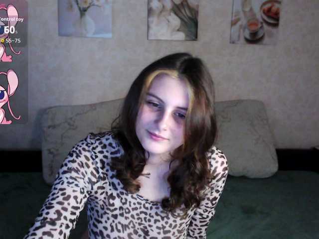 Helen-Gren's BongaCams show and profile