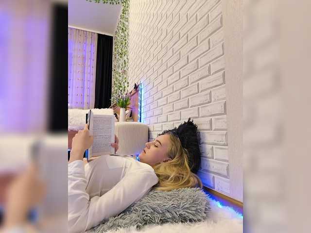 GORIGLAZ's BongaCams show and profile