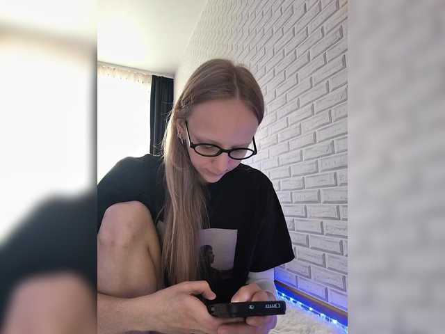 GORIGLAZ's BongaCams show and profile