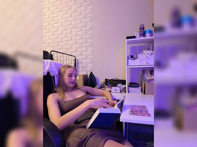 GORIGLAZ's BongaCams show and profile