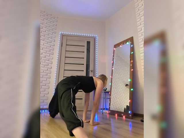 эросцена от GORIGLAZ