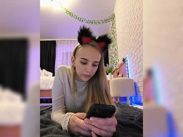 GORIGLAZ's BongaCams show and profile