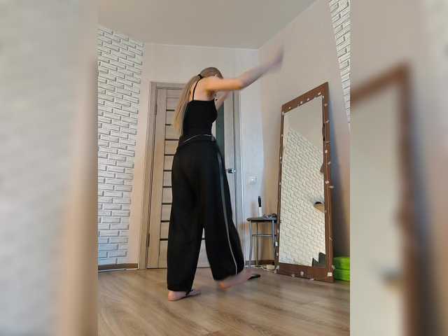 GORIGLAZ's BongaCams show and profile