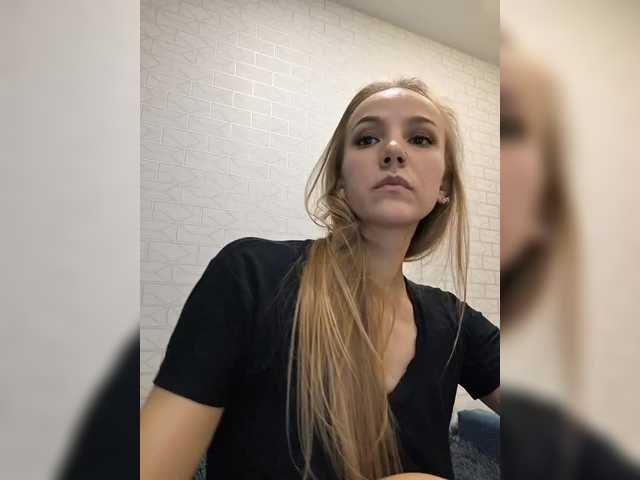 стрип от GORIGLAZ