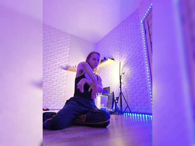 GORIGLAZ's BongaCams show and profile