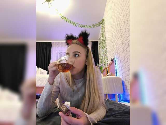 GORIGLAZ's BongaCams show and profile