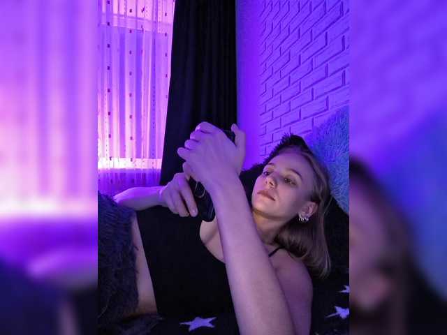 GORIGLAZ's BongaCams show and profile