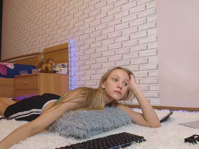 GORIGLAZ's BongaCams show and profile