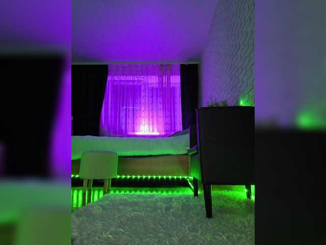 GORIGLAZ live cam profile