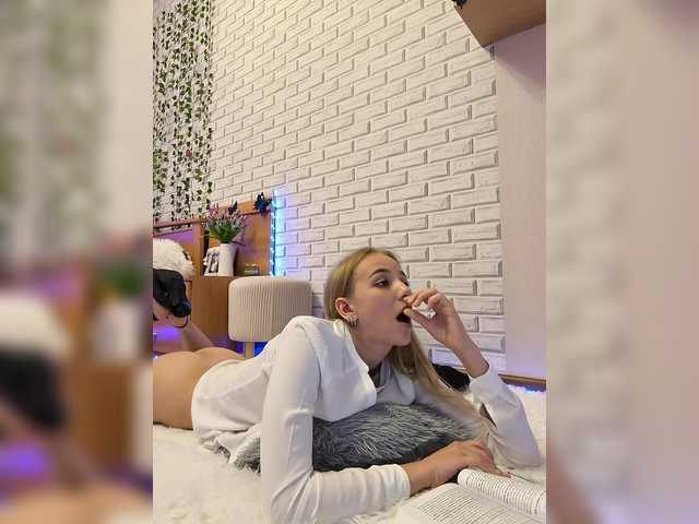 GORIGLAZ's BongaCams show and profile