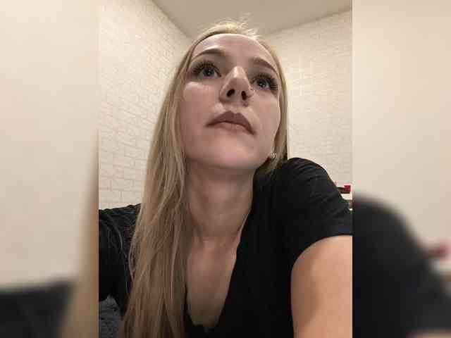 GORIGLAZ Live Webcam on BongaCams