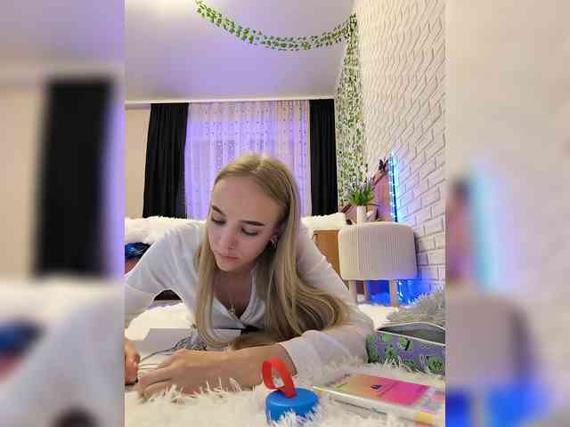 GORIGLAZ Live Webcam on BongaCams