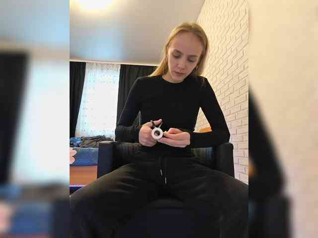 GORIGLAZ Live Webcam on BongaCams