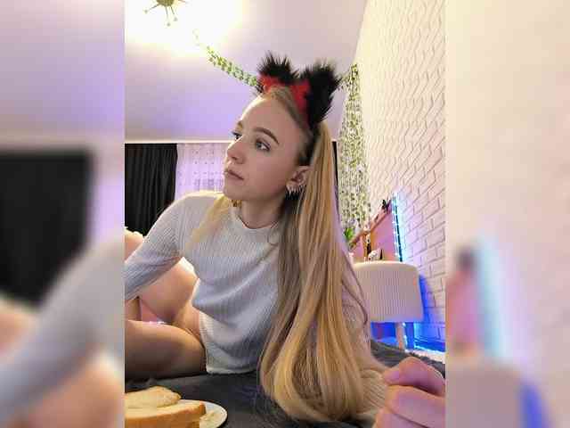 GORIGLAZ Live Webcam on BongaCams