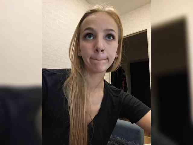 GORIGLAZ Live Webcam on BongaCams