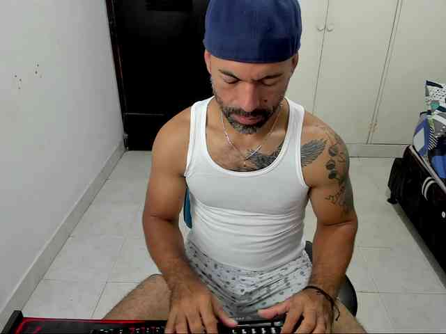 hotjoy0105 hotjoy0105