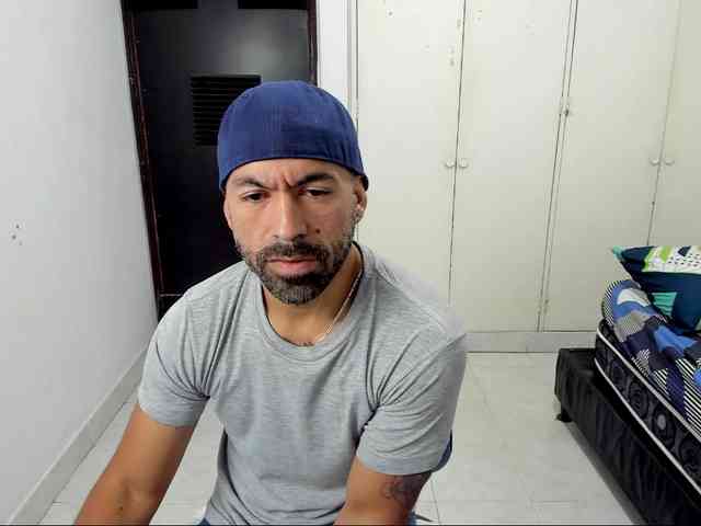 hotjoy0105 Live Webcam on {site_name}