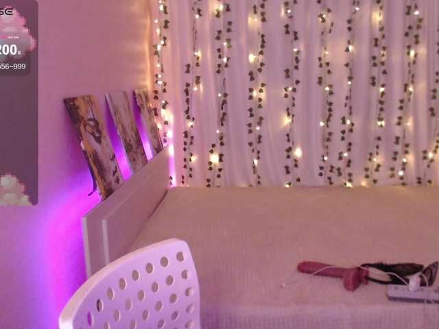 Stephanie-Diaz's BongaCams show and profile