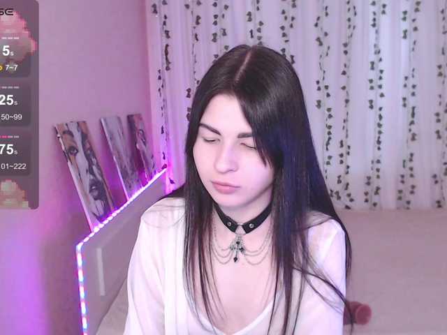 Stephanie-Diaz's BongaCams show and profile