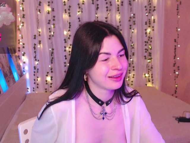 Stephanie-Diaz's BongaCams show and profile