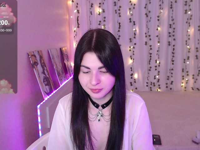 Stephanie-Diaz's BongaCams show and profile