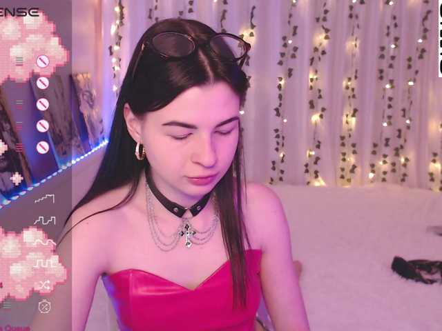 Stephanie-Diaz's BongaCams show and profile