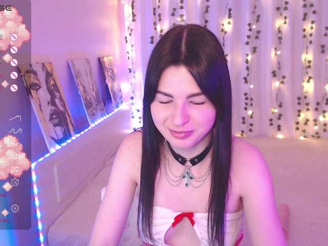 Stephanie-Diaz's BongaCams show and profile