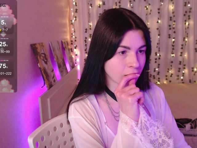 Stephanie-Diaz's BongaCams show and profile