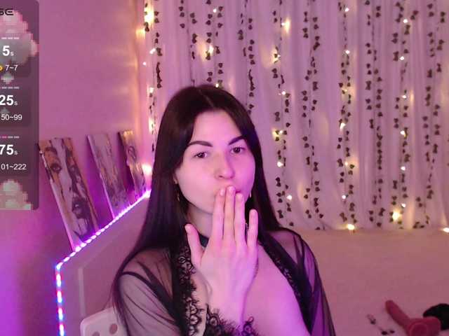 Stephanie-Diaz's BongaCams show and profile