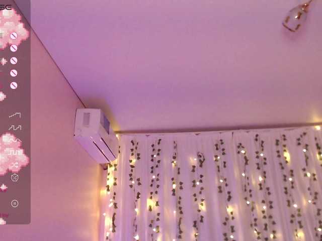 Stephanie-Diaz's BongaCams show and profile