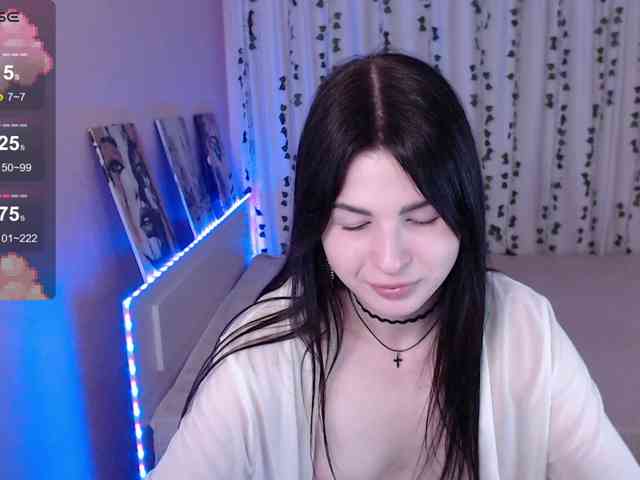 Stephanie-Diaz Stephanie-Diaz