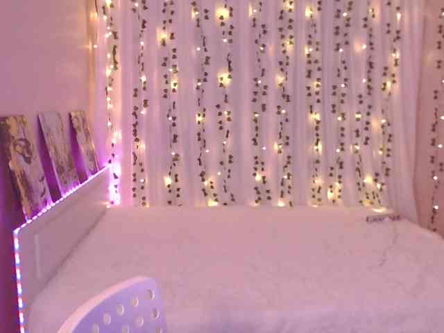 Stephanie-Diaz Stephanie-Diaz