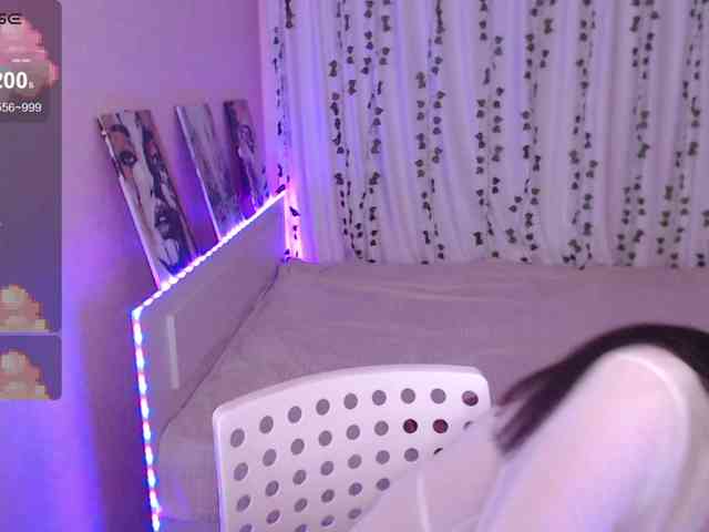 Stephanie-Diaz Stephanie-Diaz