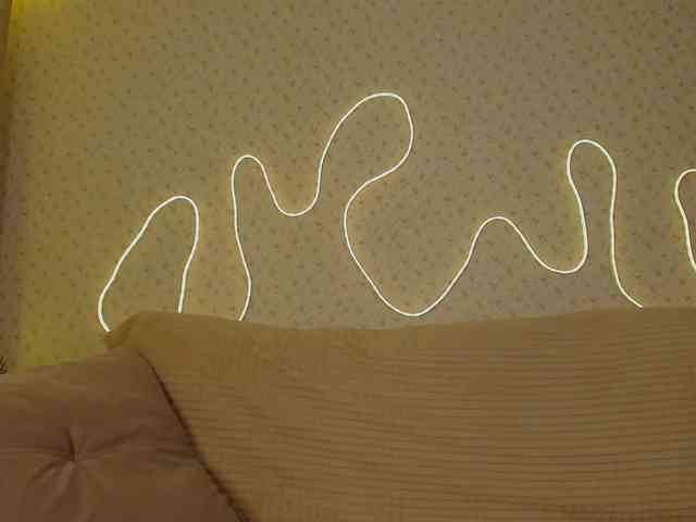 Stephanie-Diaz Stephanie-Diaz