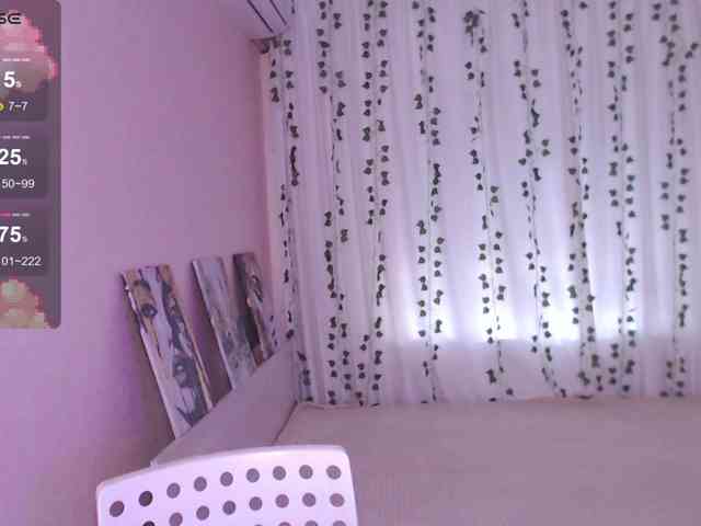 Stephanie-Diaz Stephanie-Diaz