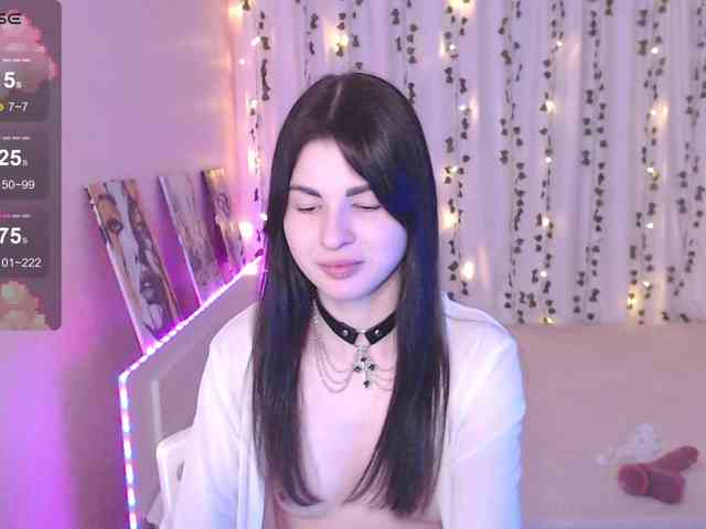 Stephanie-Diaz Stephanie-Diaz