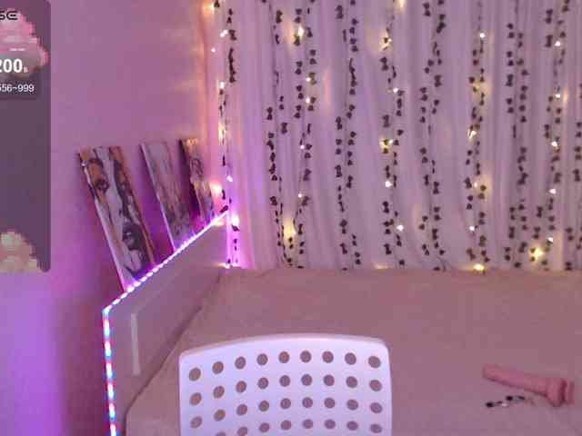 Stephanie-Diaz Stephanie-Diaz