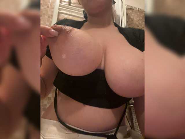 Sex chat gratuit in direct cu Marisaaasss pe BongaCams